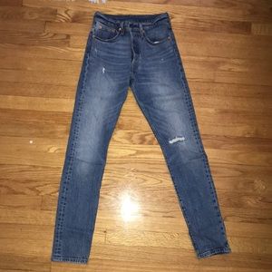 Levi’s High Waisted 501 Skinny Jean 🥀